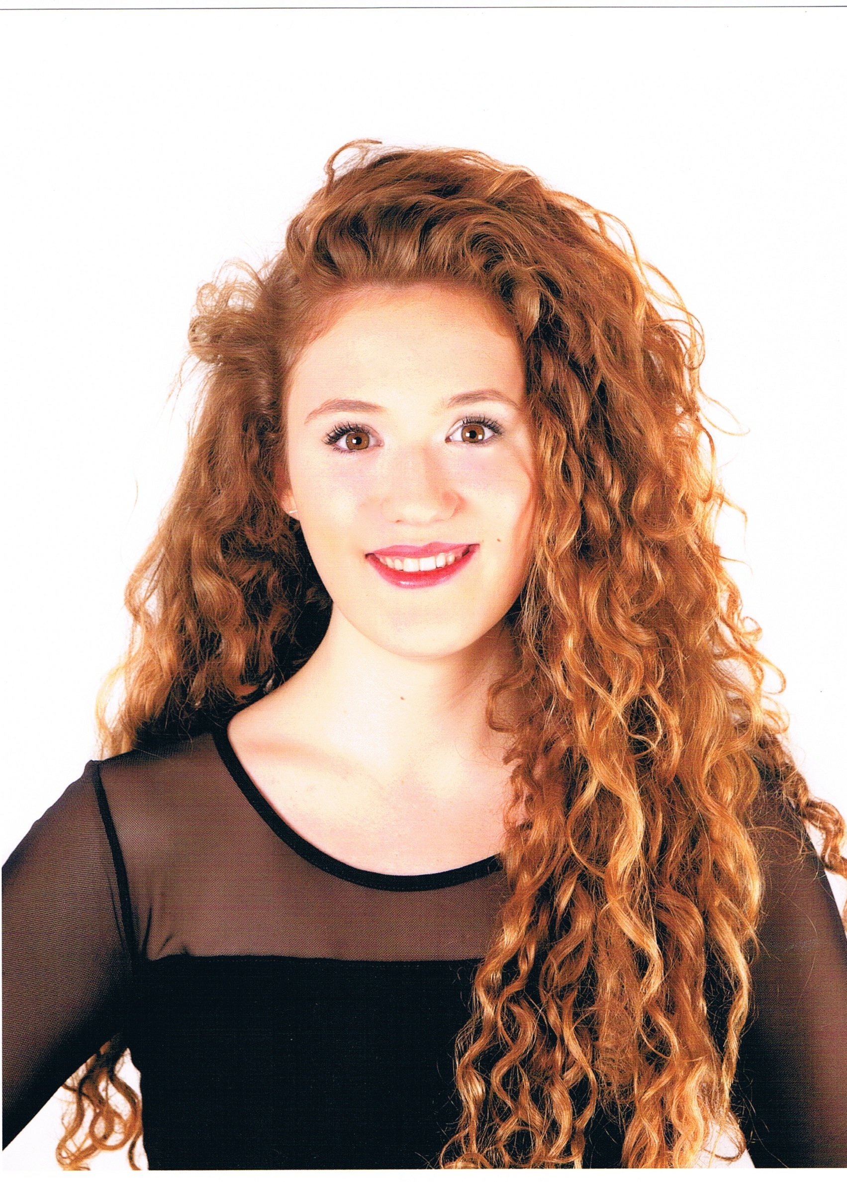 Celia Fontalba Llamas que es la alumna de segundo de bachillerato a la que le han concedido la Beca Europa