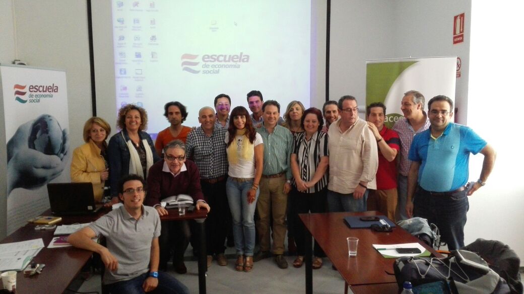  LIDERAZGO Y COACHING EN LOS CENTROS ACES 