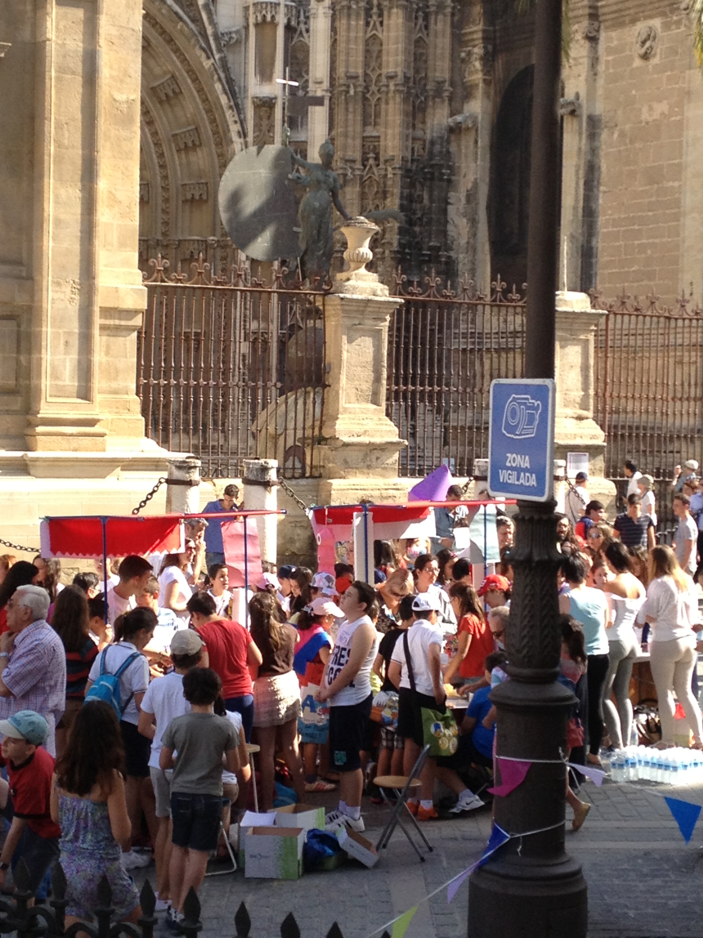 Gracias por vuestra dedicación y participación en la realización de los mercados emprendores